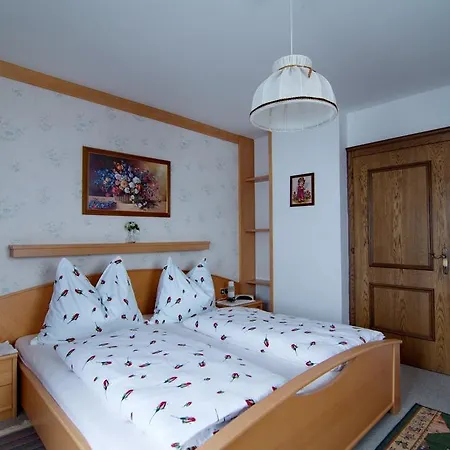 Gastehaus Zaller Quarto em Acomodações Particulares *