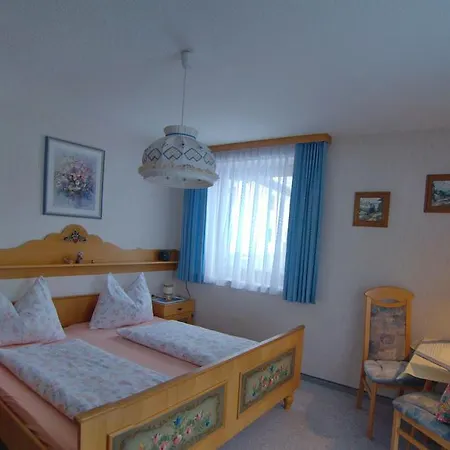 Gastehaus Zaller Quarto em Acomodações Particulares Mariapfarr