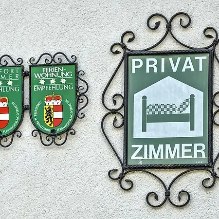 Gastehaus Zaller Quarto em Acomodações Particulares *